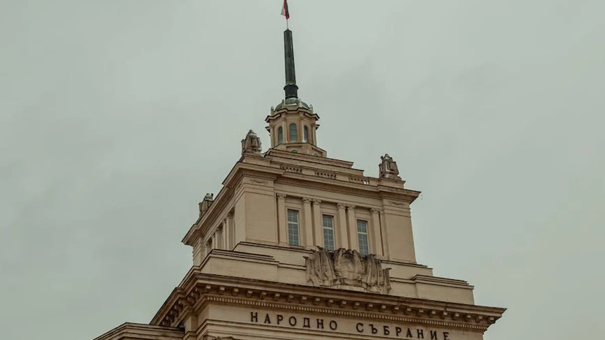 52nd National Assembly’s Inaugural Sitting: Parliament Chair Elected, Six Parliamentary Groups Formed